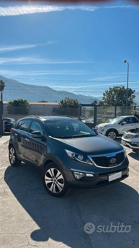 Usata Kia Sportage 115 CV (84 kW) 2011 Grigio SUV