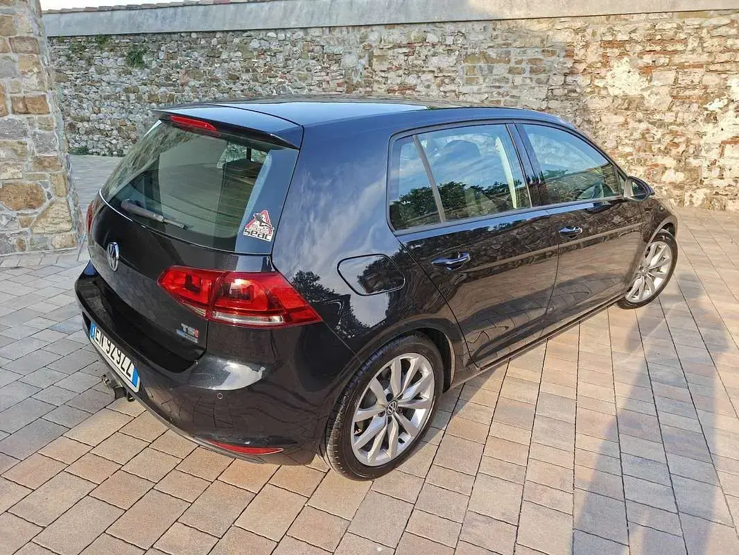 Usata VW Golf VII Highline 122 CV (89 kW) 2013 Nero Berlina