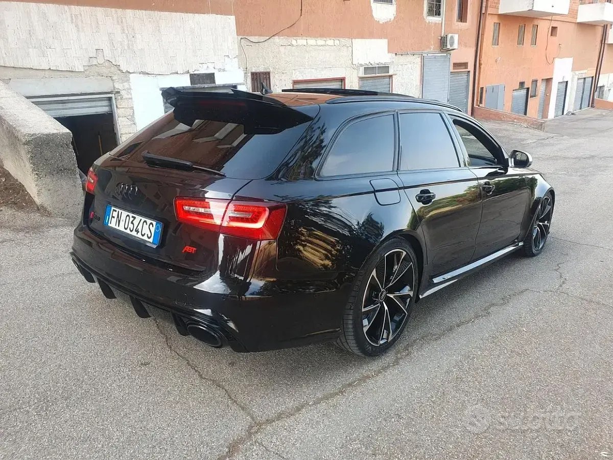 Usata Audi RS6 560 CV (411 kW) 2015 Nero Station wagon