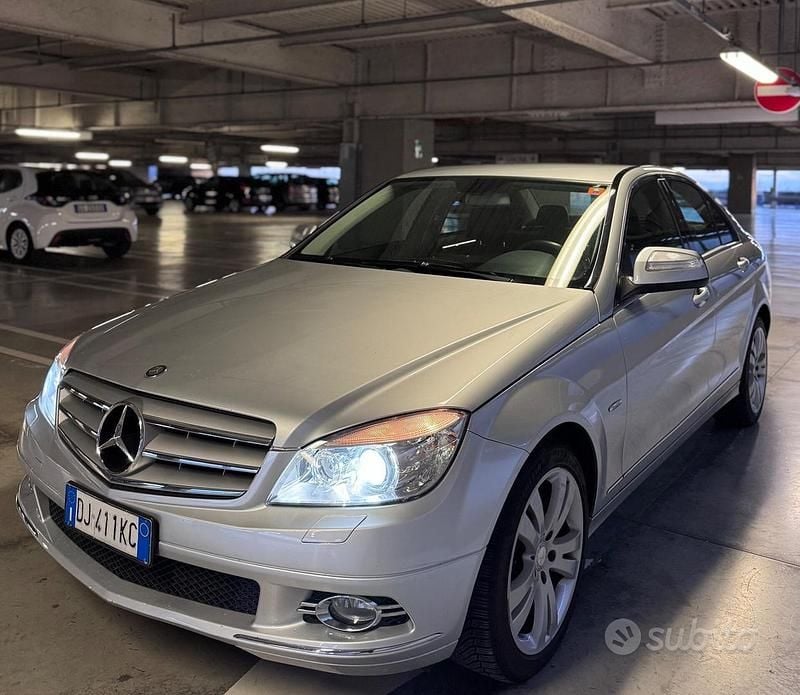 Usata Mercedes C280 Avantgarde 231 CV (169 kW) 2007 Grigio Berlina
