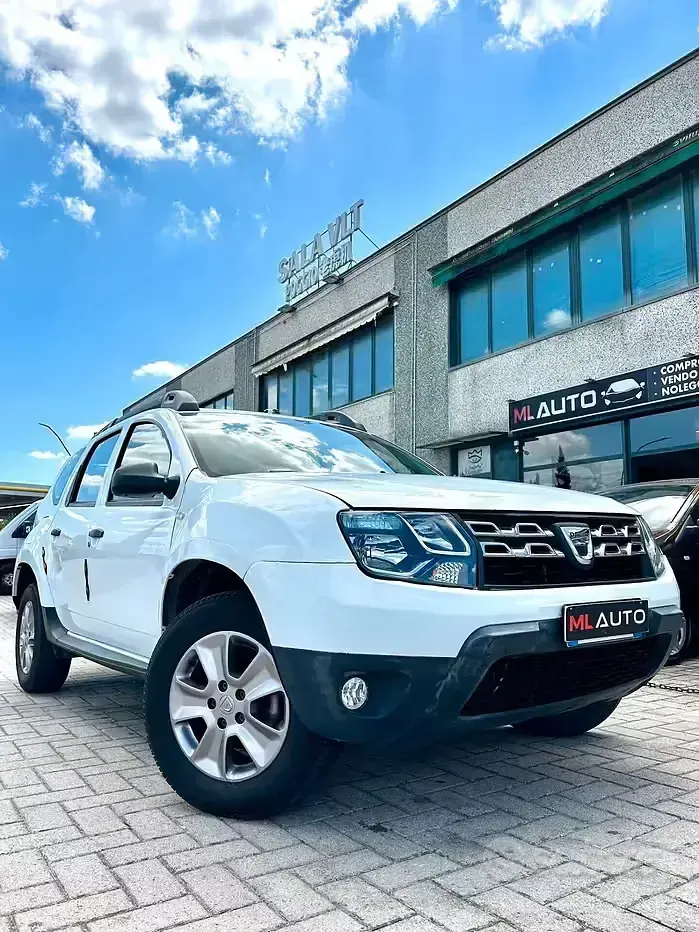 Usata Dacia Duster 109 CV (80 kW) 2017 Bianco SUV