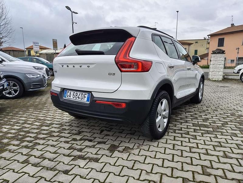 Usata Volvo XC40 150 CV (110 kW) 2020 Bianco SUV