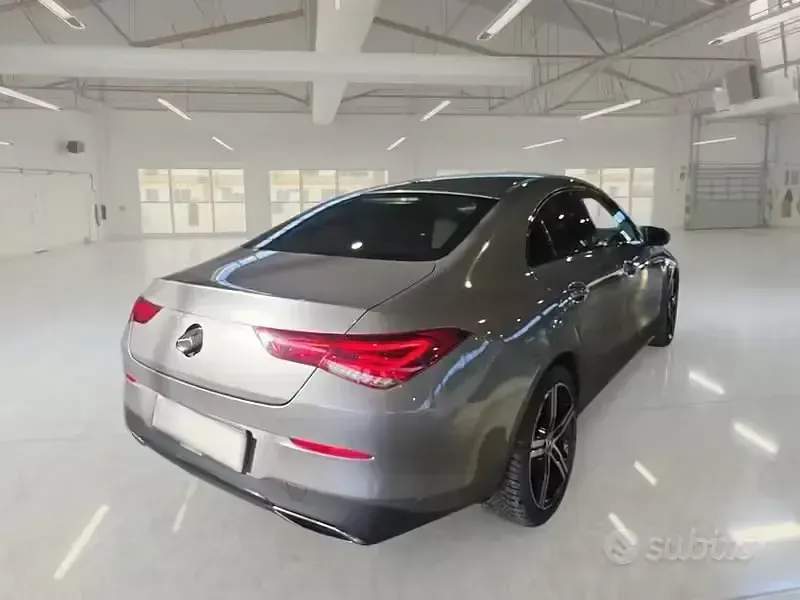 Usata Mercedes CLA180 136 CV (100 kW) 2022 Grigio Berlina