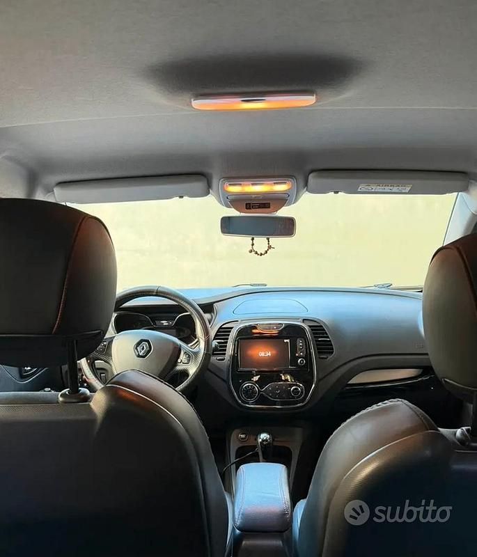 Usata Renault Captur 90 CV (66 kW) 2014 Grigio SUV