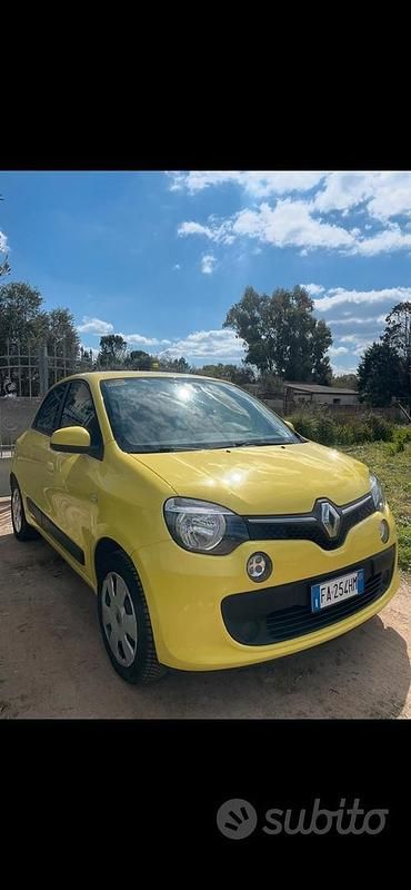Usata Renault Twingo SE 69 CV (50 kW) 2015 Giallo Utilitaria