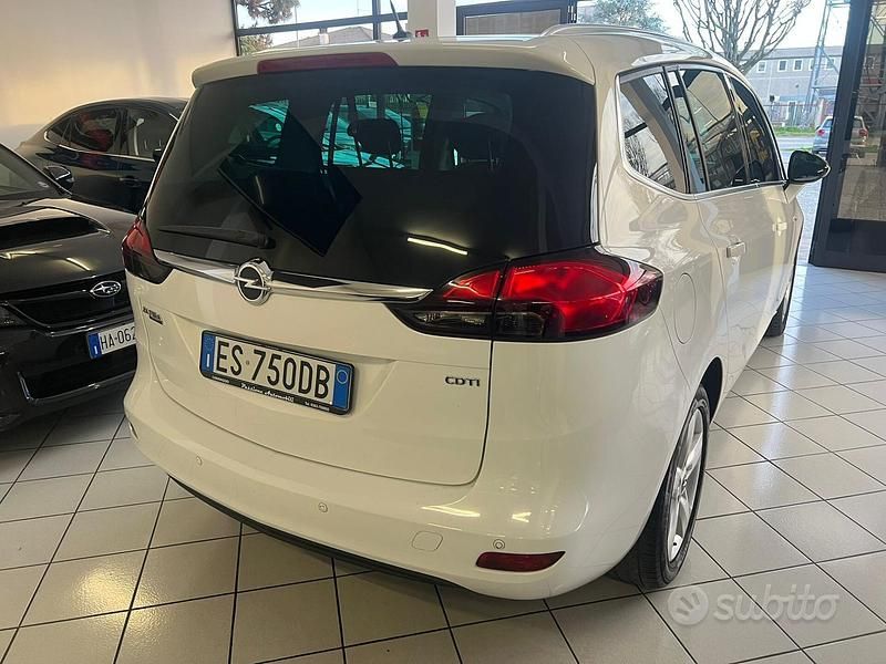 Usata Opel Zafira Tourer Cosmo 110 CV (80 kW) 2013 Bianco Monovolume