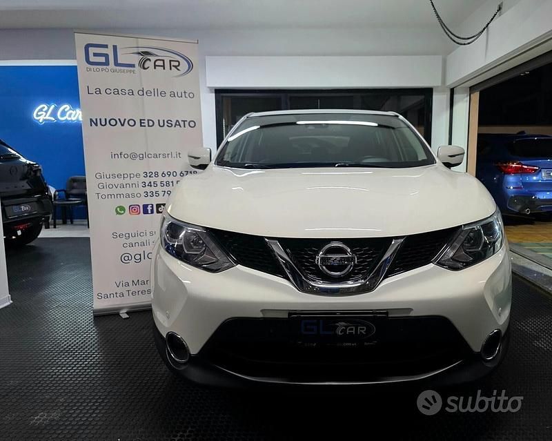 Usata Nissan Qashqai Acenta 110 CV (80 kW) 2017 Bianco SUV