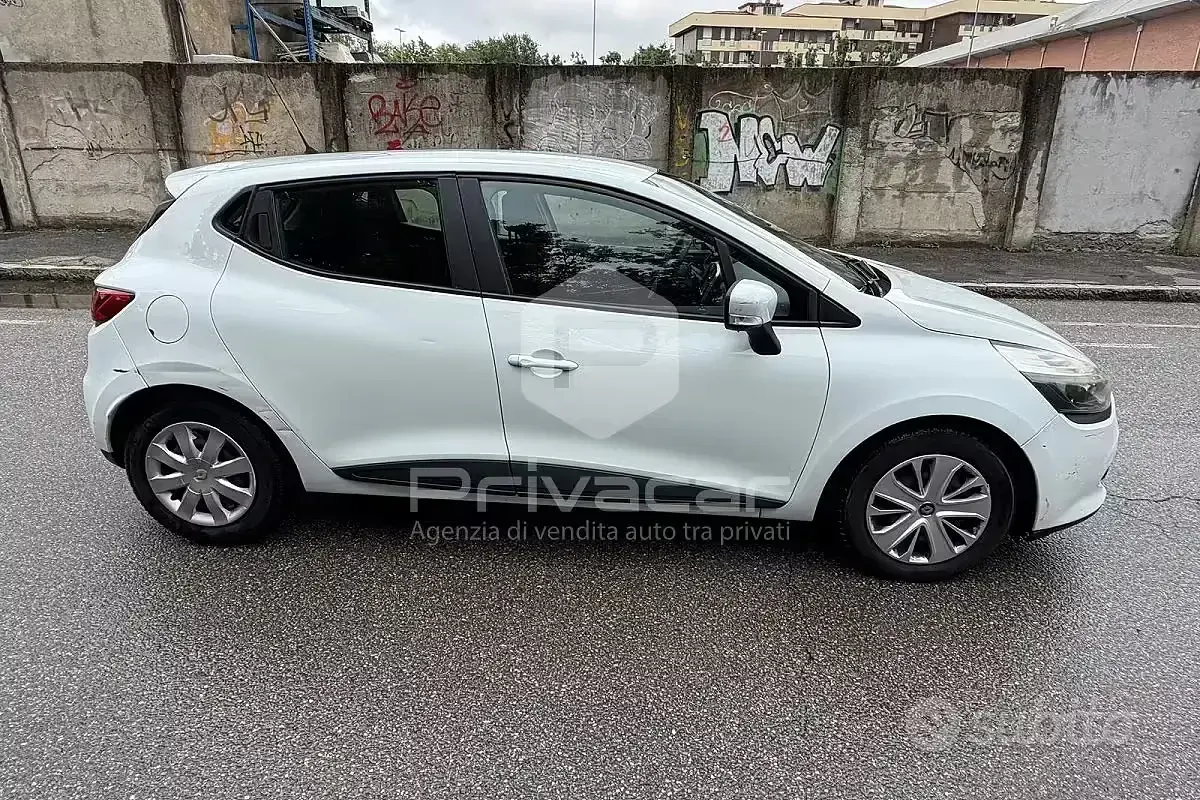 Usata Renault Clio IV 75 CV (55 kW) 2016 Bianco Utilitaria