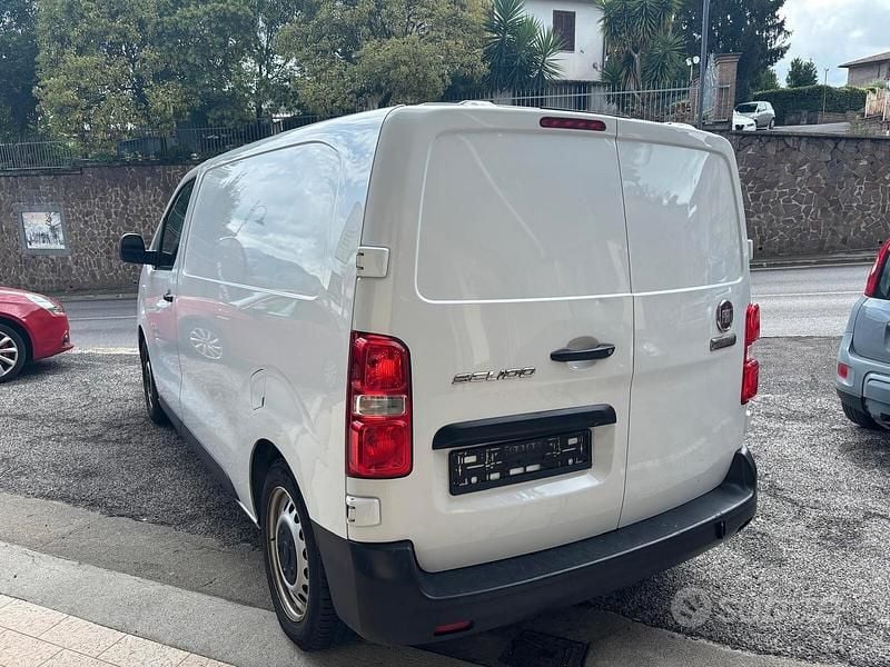 Usata Fiat Scudo Business 120 CV (88 kW) 2022 Bianco Furgone