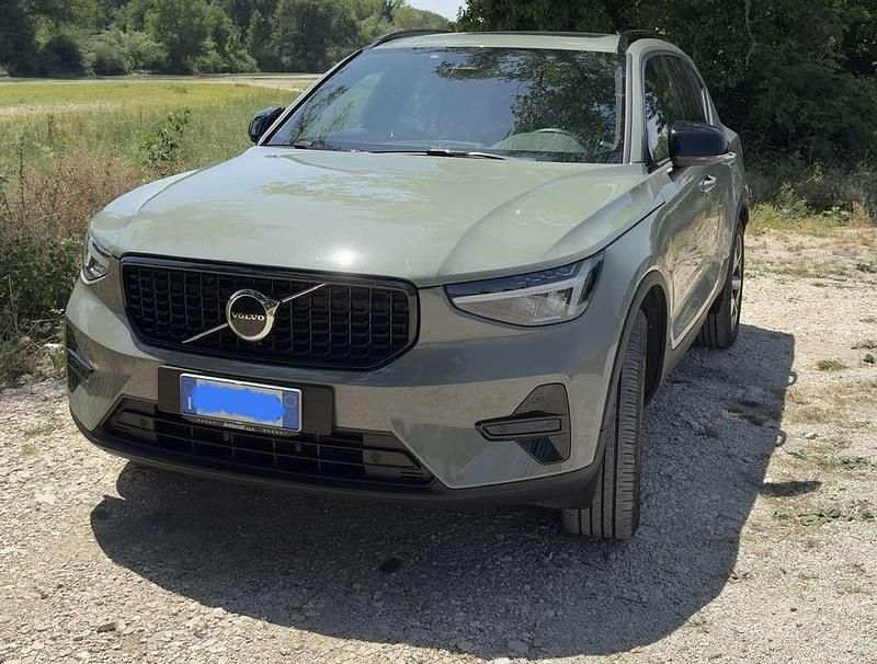 Usata 2024 Volvo XC40 Ultra SUV | 36.000 € - Immagine 1/4