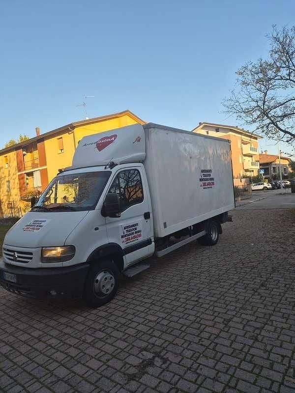 Usata Renault Master 145 CV (106 kW) 2003 Bianco Utilitaria