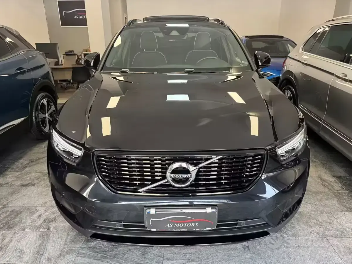 Usata Volvo XC40 R-Design 190 CV (139 kW) 2019 Nero SUV