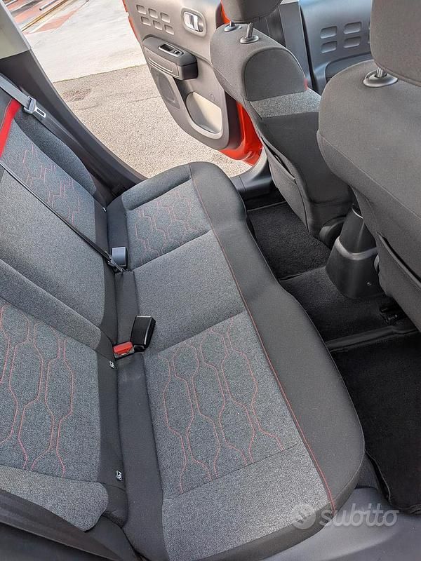 Używany Citroën C3 75 KM (55 kW) 2018 Czerwony Hatchback