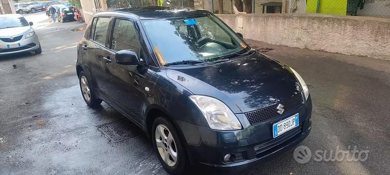 Usata Suzuki Swift GL 90 CV (66 kW) 2006 Nero Utilitaria