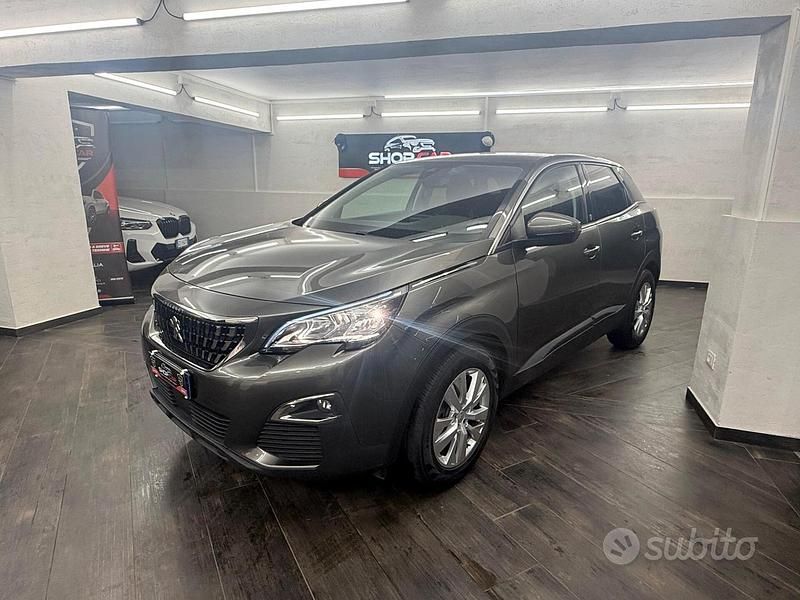 Usata Peugeot 3008 Business-Line 131 CV (96 kW) 2019 Verde SUV