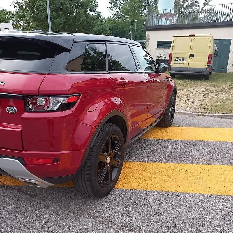 Usata Land Rover Range Rover evoque 150 CV (110 kW) 2015 Rosso SUV