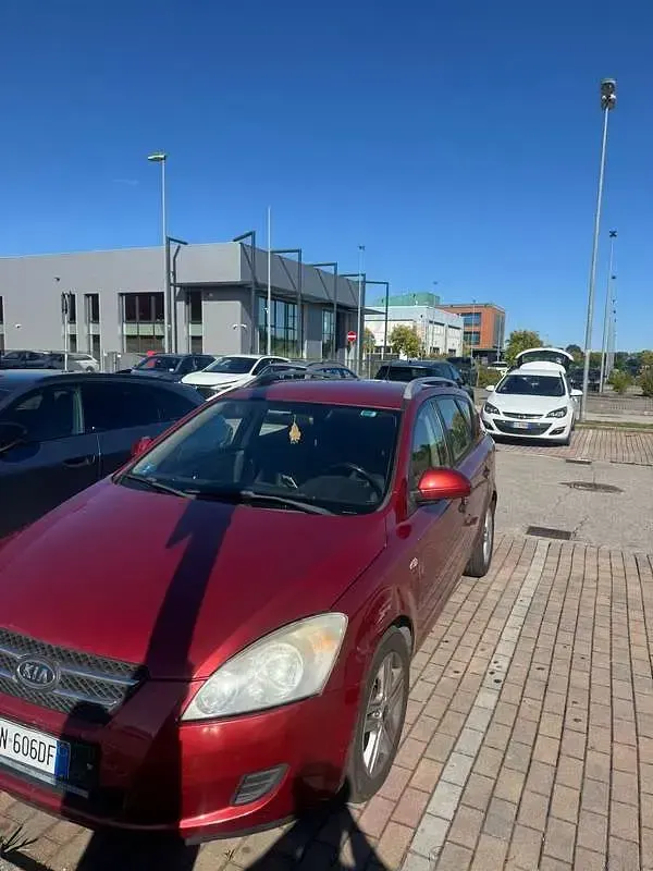 Usata Kia Ceed LX 90 CV (66 kW) 2007 Utilitaria