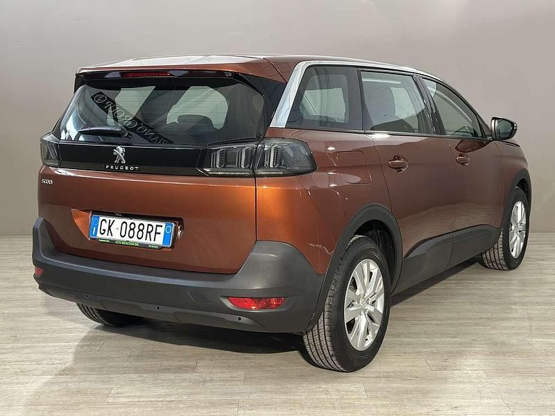Usata Peugeot 5008 Active 131 CV (96 kW) 2022 Marrone SUV