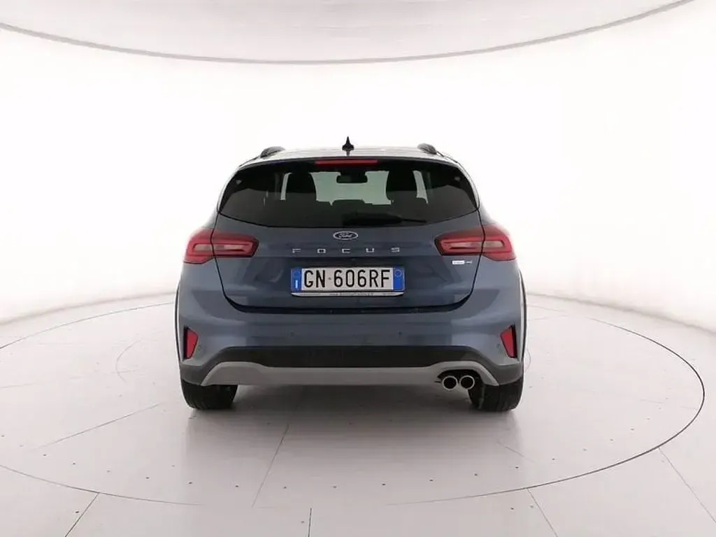 Usata Ford Focus Active 125 CV (91 kW) 2023 Blu SUV