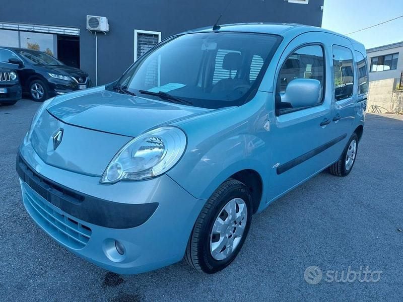 Usata Renault Kangoo 106 CV (77 kW) 2010 Blu Monovolume