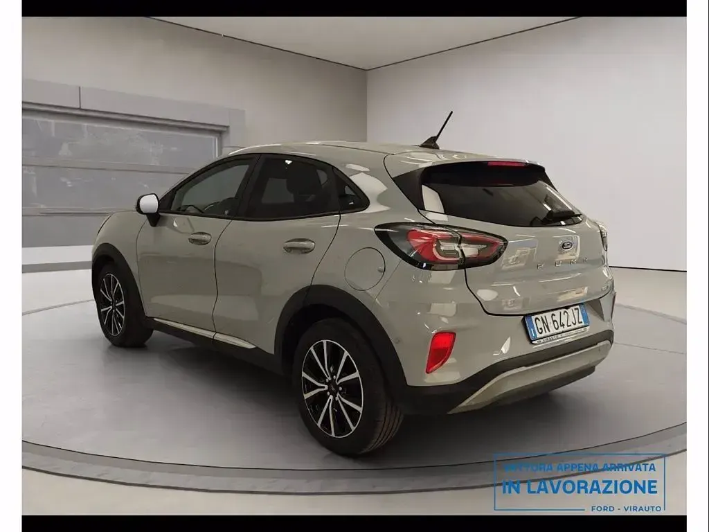 Usata Ford Puma Titanium 125 CV (91 kW) 2023 Grey matter SUV