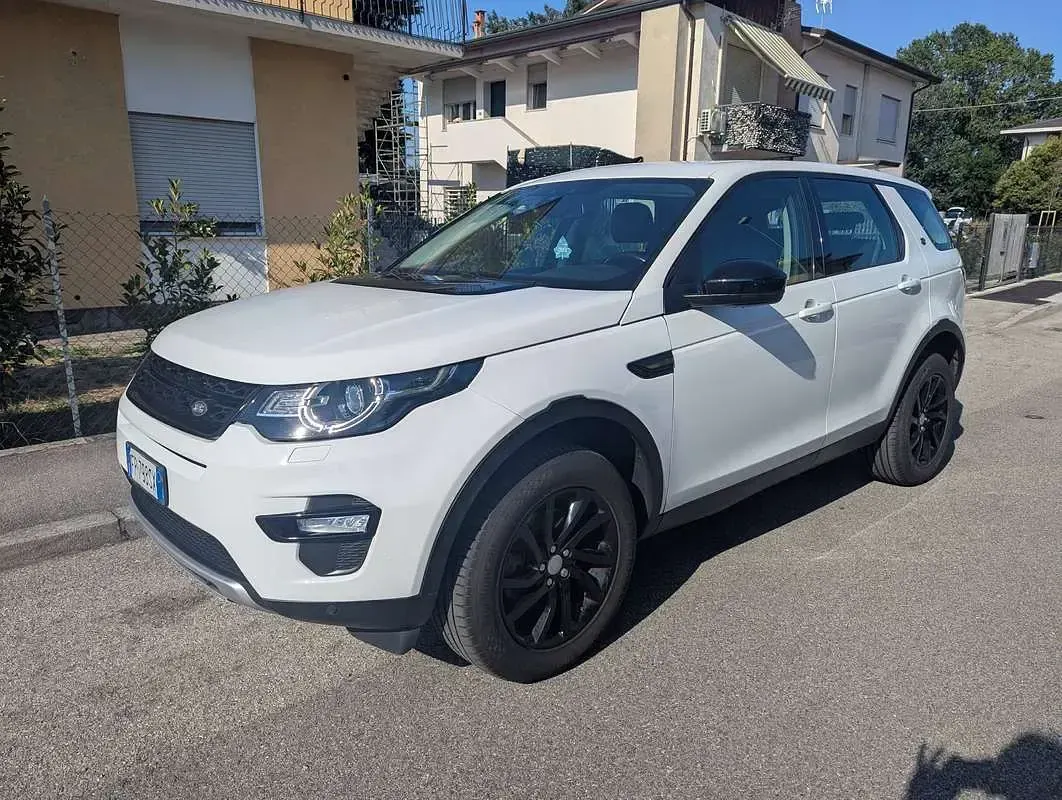 Usata Land Rover Discovery Sport Pure 150 CV (110 kW) 2018 Bianco SUV