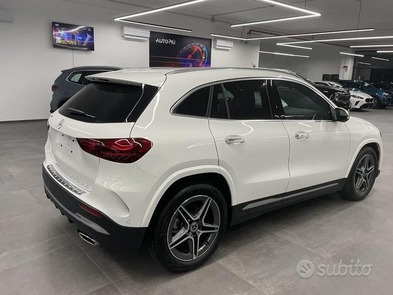 Usata Mercedes GLA200 Premium 150 CV (110 kW) 2025 Bianco SUV