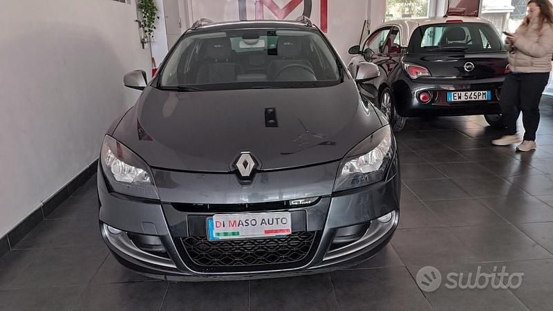 Usata Renault Mégane GrandTour 110 CV (80 kW) 2013 Grigio Station wagon