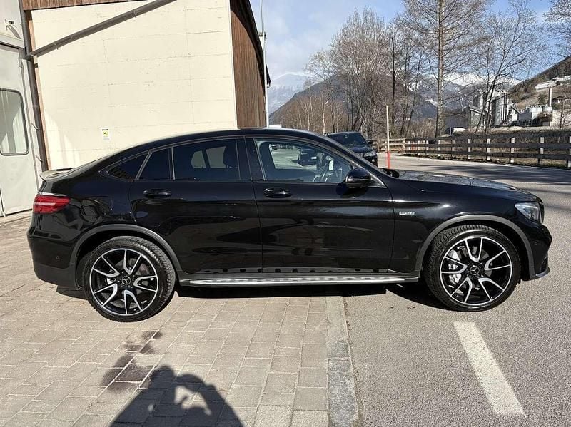 Usata Mercedes GLC43 AMG AMG 367 CV (269 kW) 2019 Obsidianschwarz  metalliclack SUV