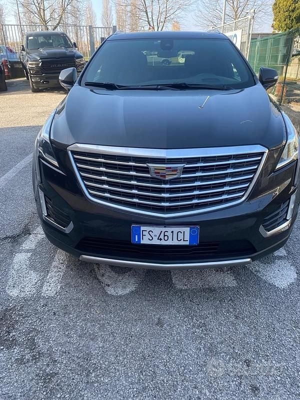 Usata Cadillac XT5 314 CV (230 kW) 2018 Grigio SUV