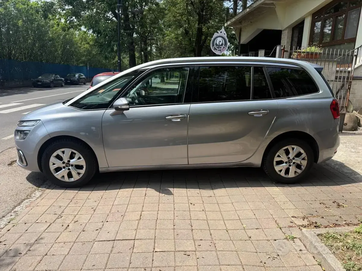 Usata Citroën C4 SpaceTourer Business Class 131 CV (96 kW) 2020 Grigio Monovolume
