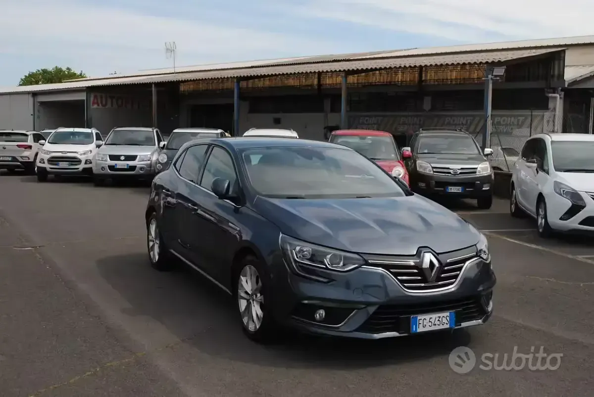 Usata Renault Mégane 110 CV (80 kW) 2017 Grigio Berlina