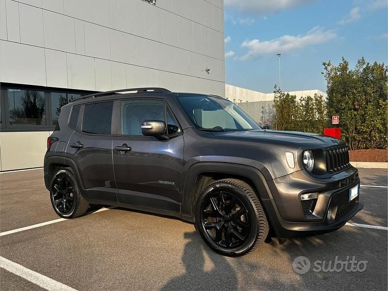 Usata Jeep Renegade Night Eagle 120 CV (88 kW) 2020 Grigio SUV