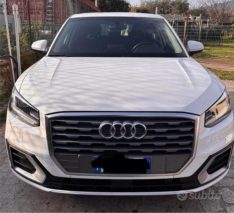 Usata Audi Q2 Admired 116 CV (85 kW) 2019 Bianco SUV