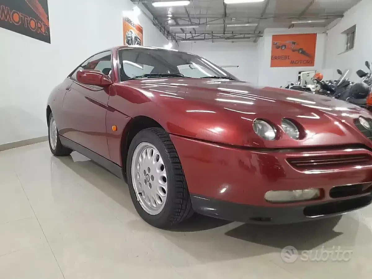 Usata Alfa Romeo GTV 150 CV (110 kW) 1997 Rosso Coupé