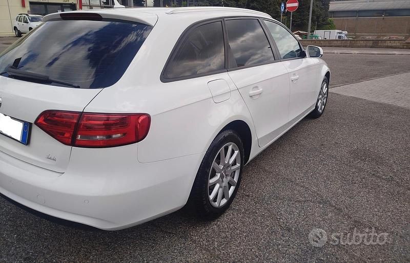 Usata Audi A4 150 CV (110 kW) 2014 Bianco Station wagon