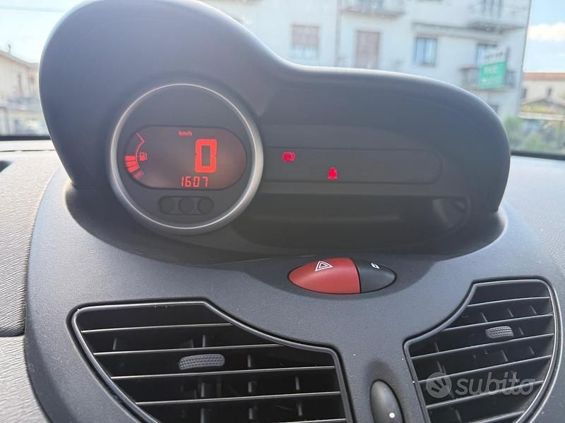 Usata Renault Twingo 76 CV (55 kW) 2010 Bianco Utilitaria