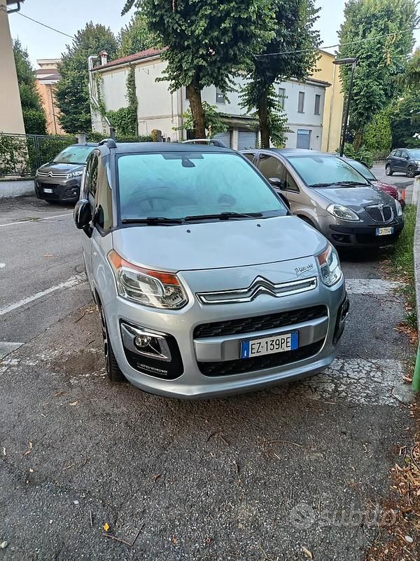 Usata Citroën C3 Picasso 92 CV (67 kW) 2015 Grigio Monovolume