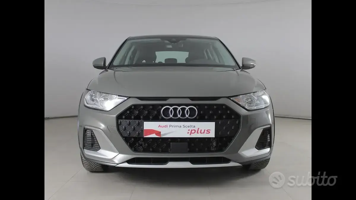 Usata Audi A1 Design 110 CV (80 kW) 2024 Grigio SUV