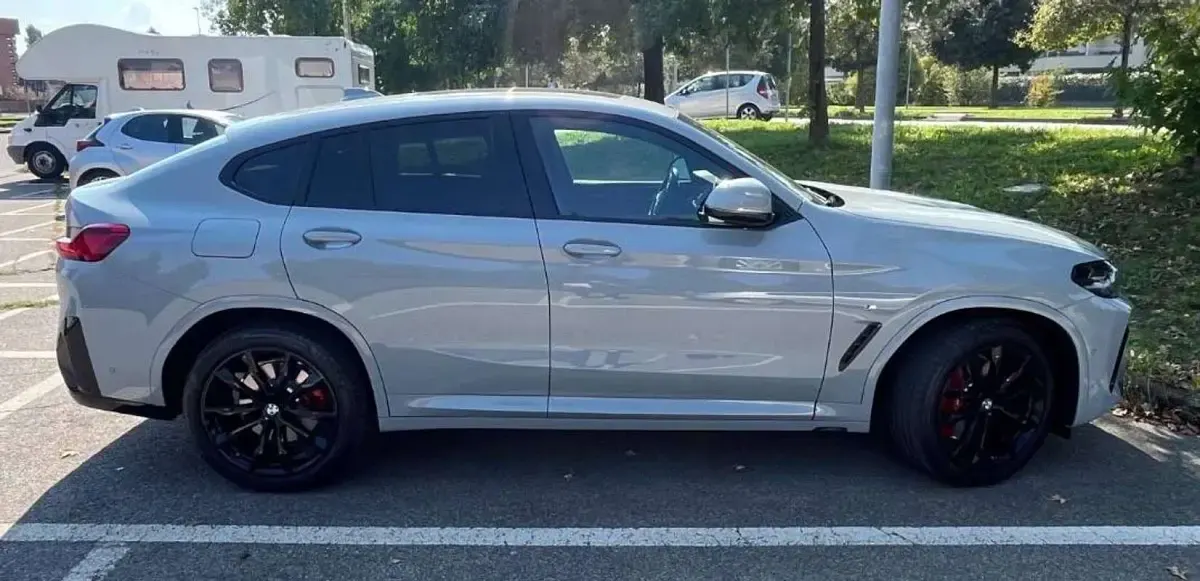 Usata BMW X4 M Sport 190 CV (139 kW) 2024 Grigio SUV