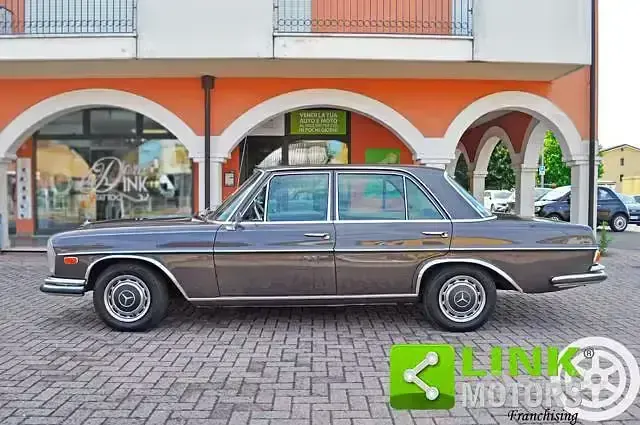 Usata Mercedes W108 SE 179 CV (131 kW) 1970 Marrone Berlina