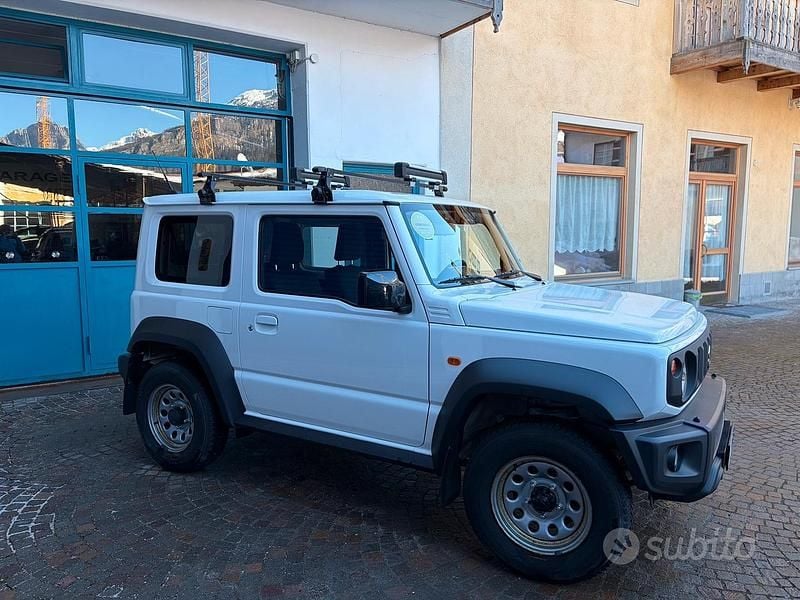 Usata Suzuki Jimny 102 CV (75 kW) 2020 Bianco SUV