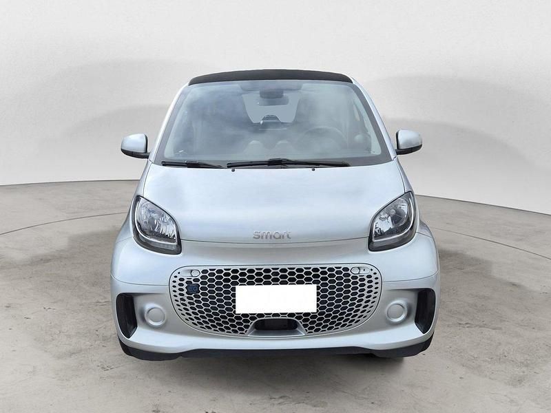 Usata Smart ForTwo Electric Drive Passion 41 kW (56 CV) 2022 Argento Coupé