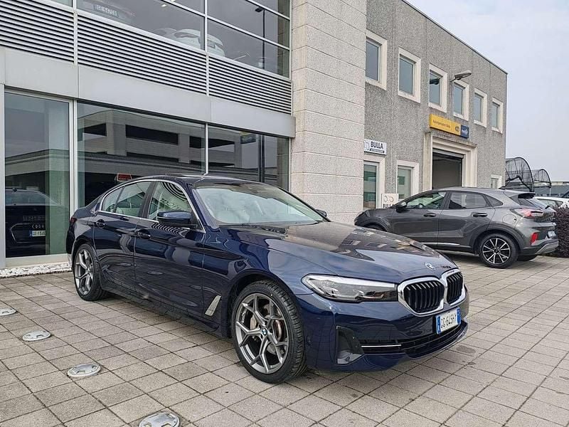 Usata BMW 530e 292 CV (214 kW) 2021 Blu/azzurro Berlina