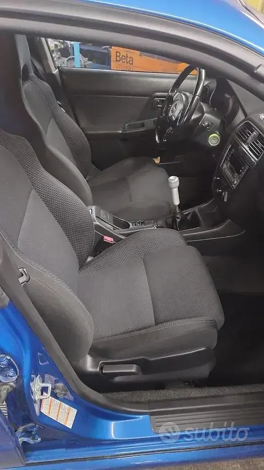 Usata Subaru Impreza 224 CV (164 kW) 2003 Blu Berlina
