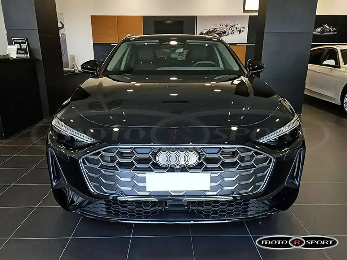 Usata Audi A5 Advanced Plus 204 CV (150 kW) 2025 Nero Station wagon