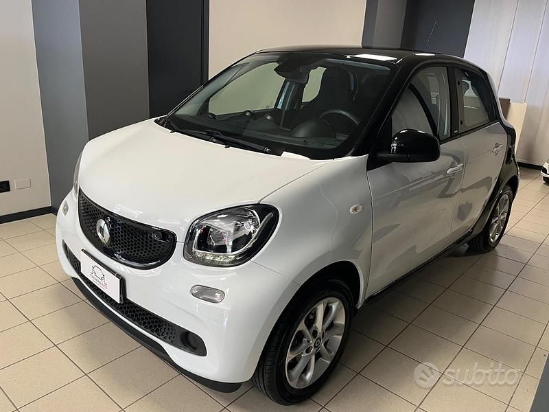 Usata Smart ForFour Passion 71 CV (52 kW) 2019 Bianco Utilitaria
