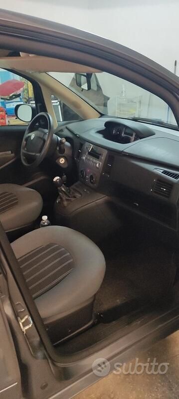 Usata Lancia Musa 2012 Grigio Monovolume