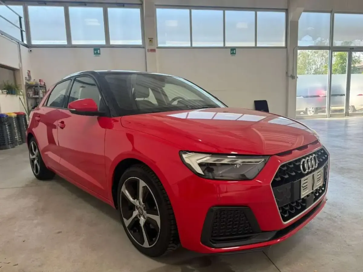 Usata Audi A1 Admired 150 CV (110 kW) 2020 Rosso SUV