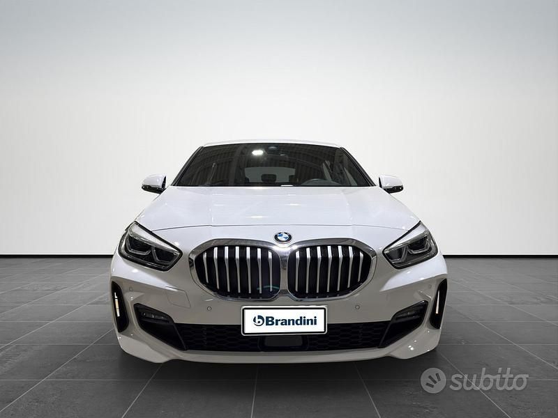 Usata BMW 116 M Sport 116 CV (85 kW) 2022 Alpine white Utilitaria